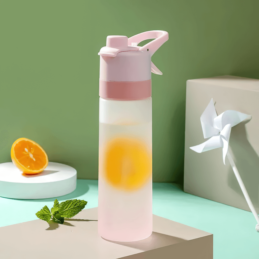 650ml Spray Water Bottle for Outdoor Activities - SF3492 with mist function, ideal for fitness and travel, shown on a stylish background.