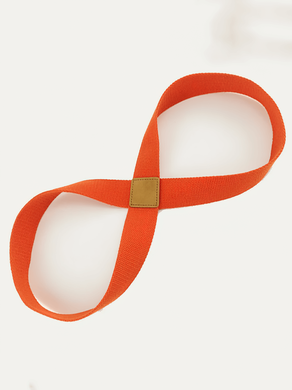 8-shape yoga stretch strap in vibrant orange, perfect for Pilates and training, model SF3317, ideal for enhancing flexibility.