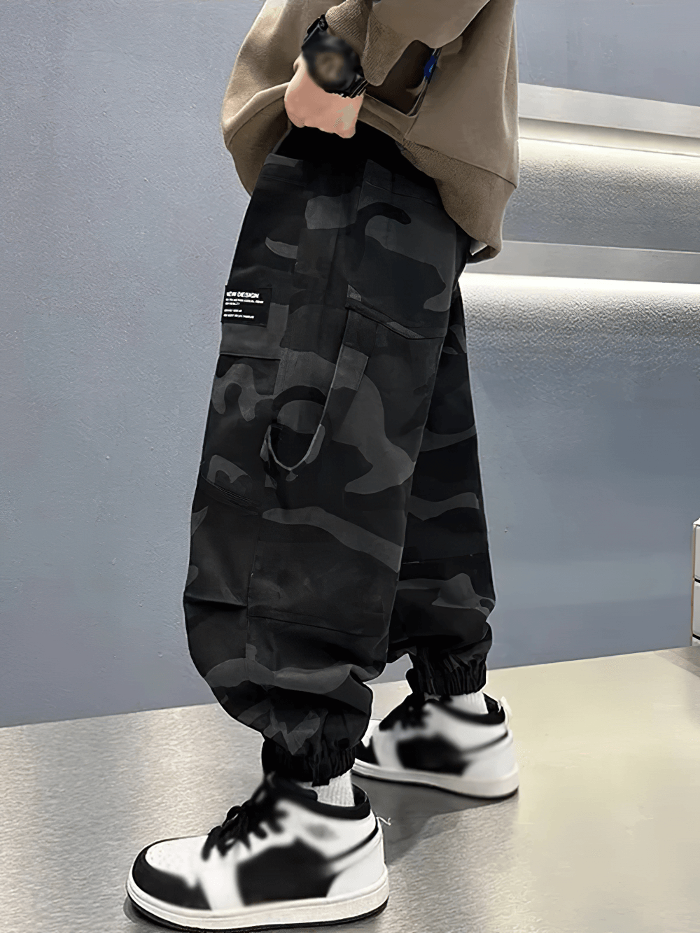 Boys Camouflage Cargo Pants with Windproof Feature - SF3834 perfect for outdoor adventures with elastic waistband and multiple pockets.