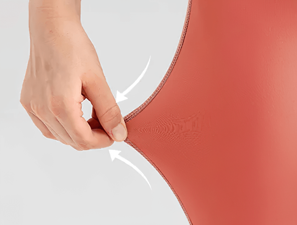 Close-up of the stretchable fabric of Boys Compression Sports Leggings for Training - SF3794, showcasing flexibility and comfort.