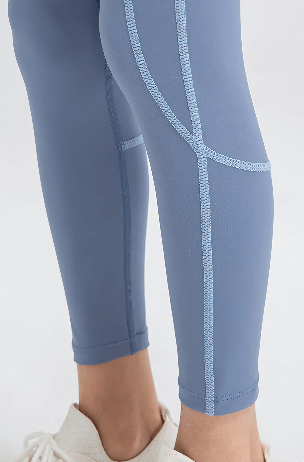 Boys Elastic High-Waisted Fitness Leggings - SF3780 with blue design and contrasting side stripes for sporty boys. Quick drying fabric.