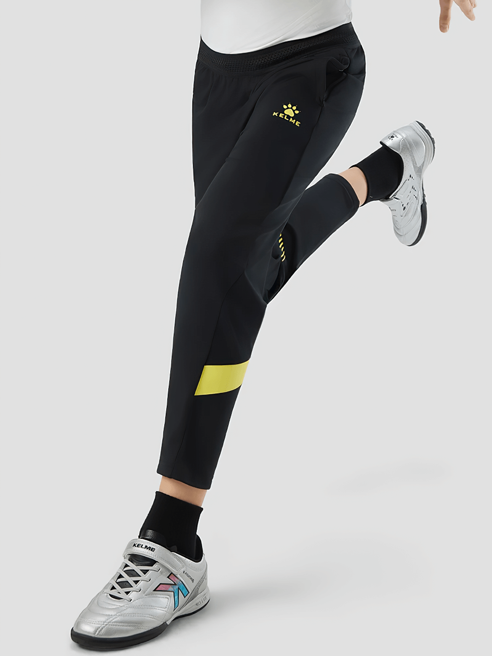 Boys Thermal Training Pants with Elastic Waist - SF3662, fleece-lined sports pants ideal for active kids' football training and casual wear.