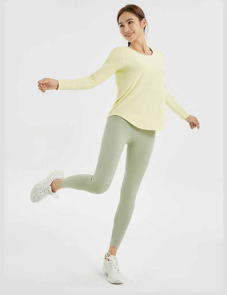Breathable Long-Sleeve Yoga Top for Women - SF2116