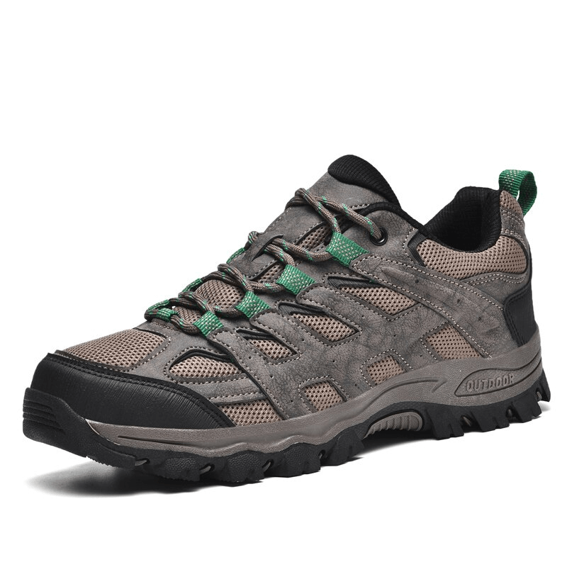 Breathable non-slip hiking shoe for men with laces, SF1411, featuring durable build and anti-slip sole for outdoor adventures.