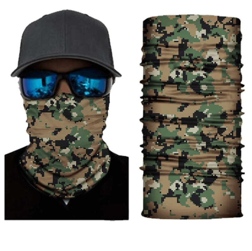 Camouflage cycling face mask / seamless neck gaiter, SF1389. Perfect for outdoor activities with quick-drying, breathable fabric.