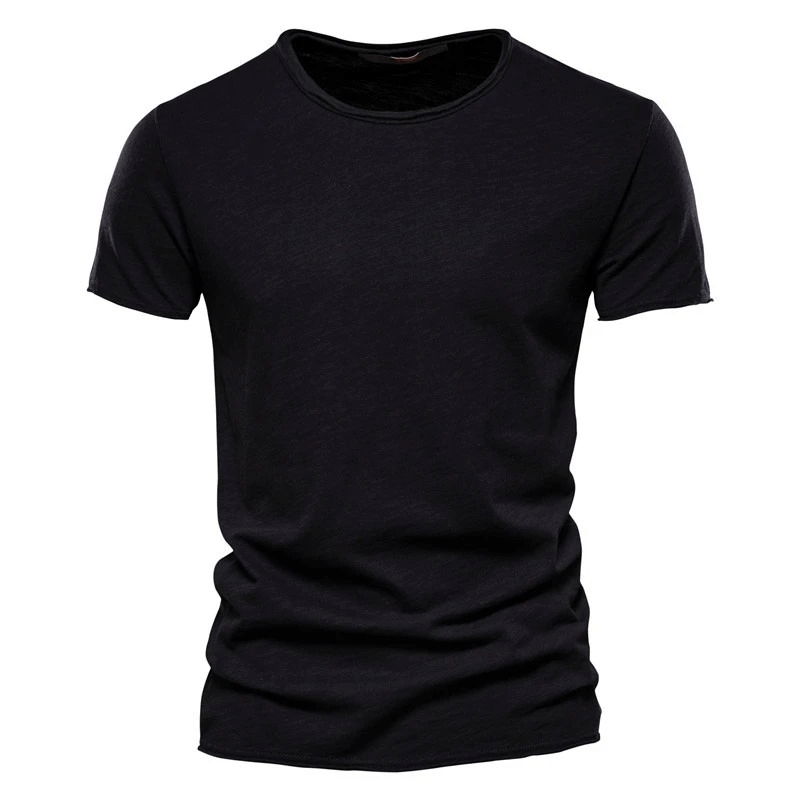 Casual black solid color sports crew neck t-shirt for men, perfect for workouts and everyday wear, made of comfortable cotton.