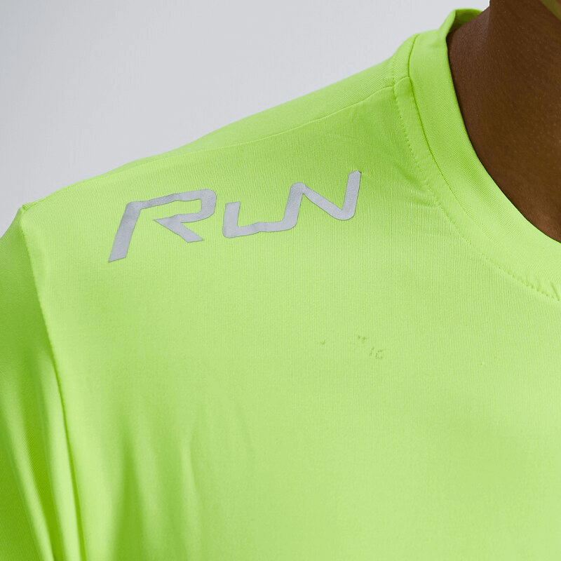 Fluorescent green quick-dry men's sport t-shirt with reflective stripes and 'RUN' logo detail, ideal for workouts and safety.