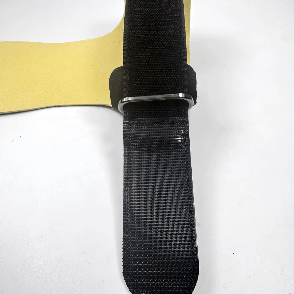 Chalk Grips for Weightlifting and CrossFit Training - SF3504 with durable wrist strap and Velcro closure.