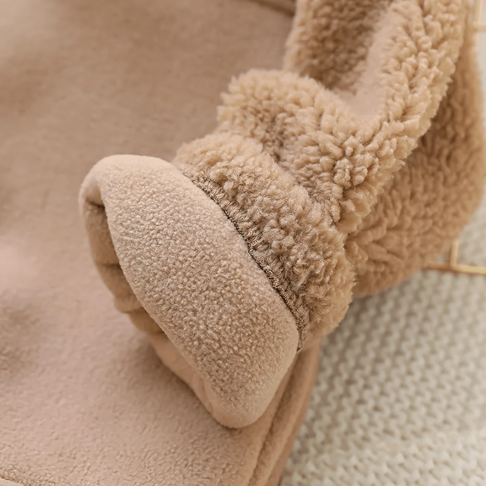 Detail of Children's Thickened Fleece Hooded Jacket - SF3595 showcasing ultra-soft brown fleece lining for warmth and comfort.