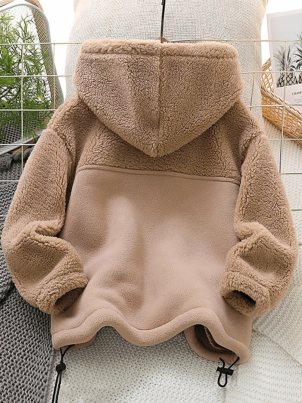 Children's Thickened Fleece Hooded Jacket - SF3595 in cozy tan, perfect for kids' warmth and comfort in autumn and winter.