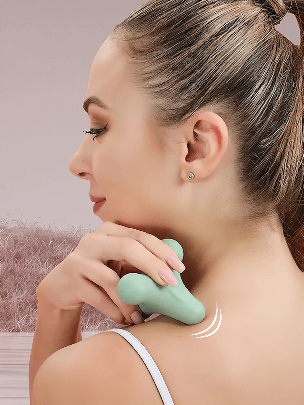 Woman using Compact 3D Massage Ball SF3254 on neck for muscle relaxation and stress relief.