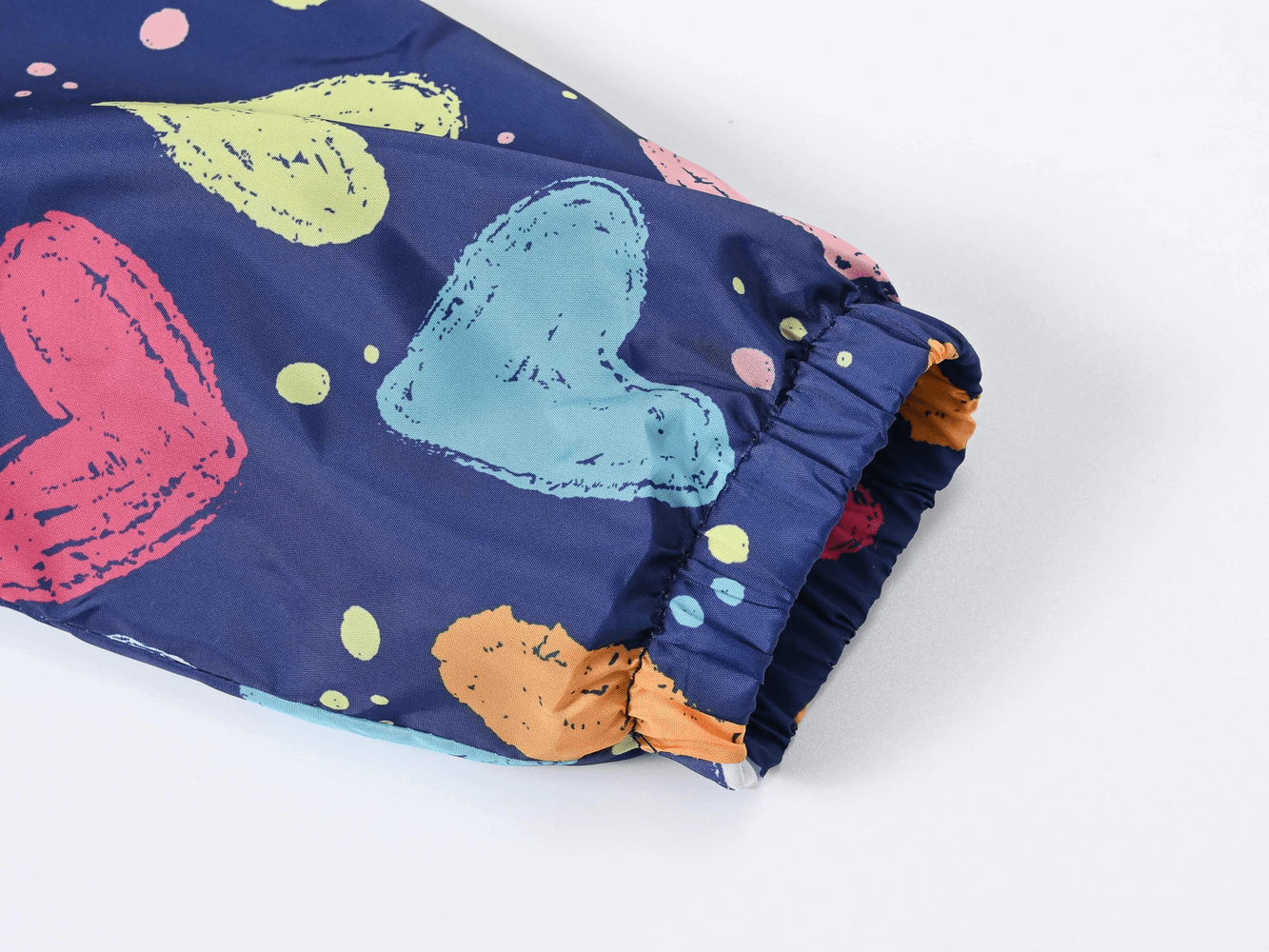 Close-up of elastic cuffs with heart prints on Cute Printed Hooded Windbreaker Jacket - SF3594 for kids