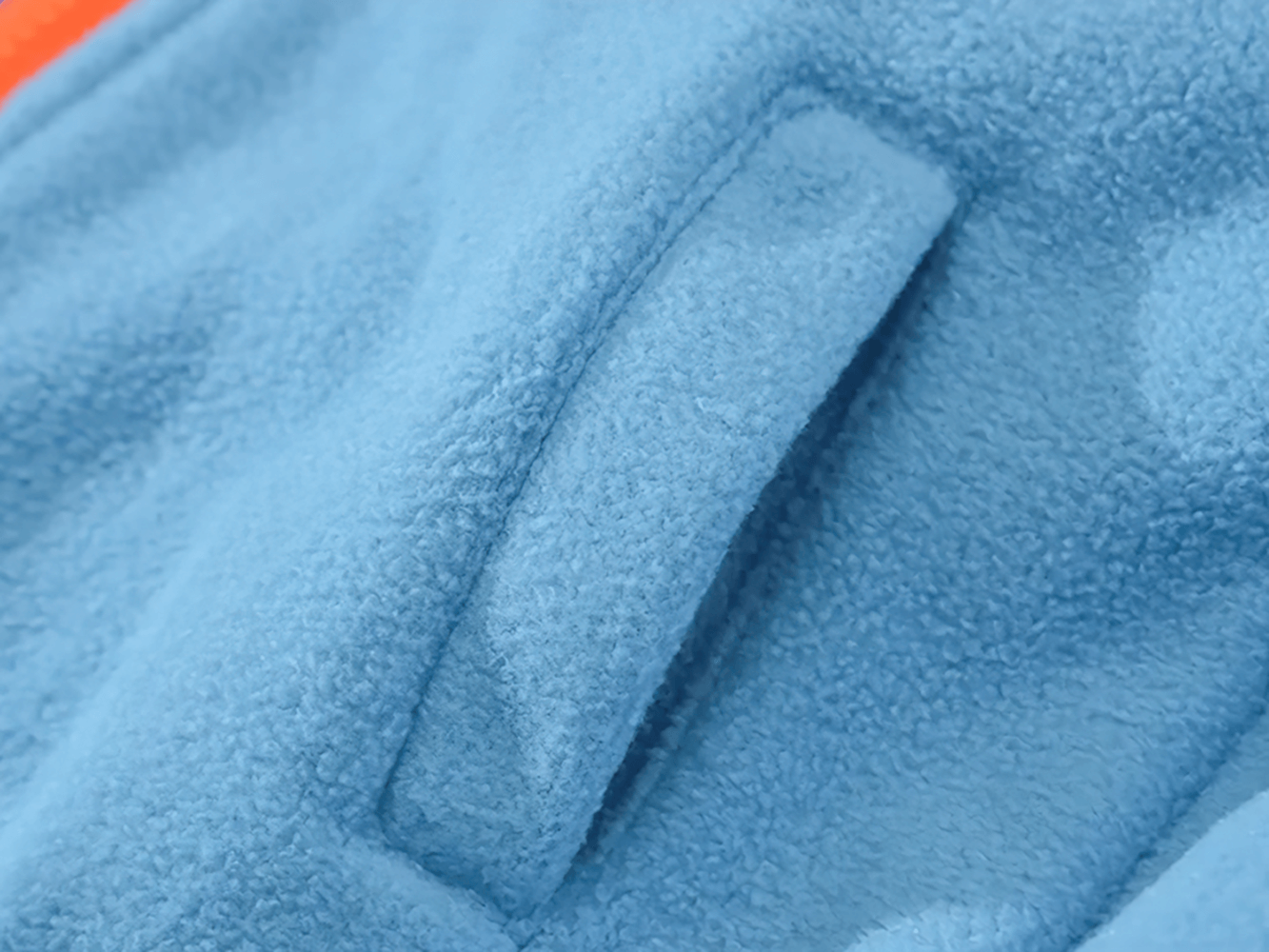 Close-up of fleece lining on Detachable Windbreaker Jacket with Fleece Lining - SF3713, showcasing soft and warm material.
