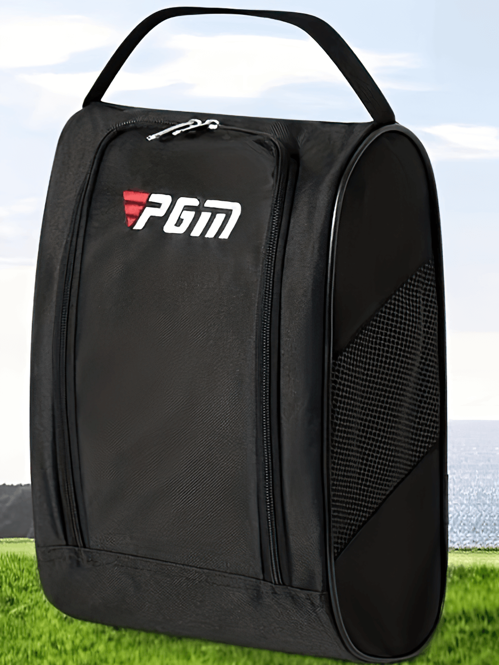 Durable black golf shoe bag with ventilation and zipper, ideal for travel and sports. Lightweight, sporty design, model SF2673.