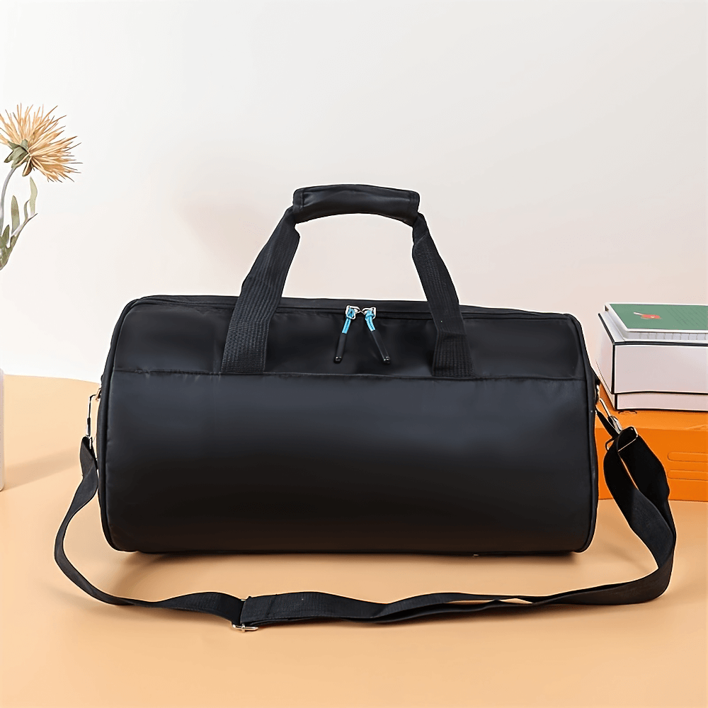 Durable black sports duffel bag SF2659 with secure zipper and crossbody strap, perfect for gym and travel. Oxford fabric and versatile design.