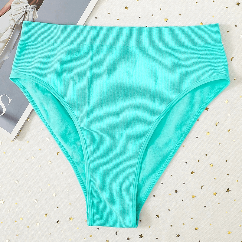 Bright teal high-waist cotton briefs for women, perfect for everyday comfort and seamless fit. Elastic and breathable design.