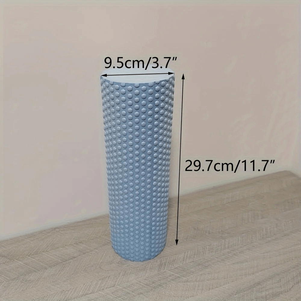 Hexagonal textured blue EVA foam yoga roller with dimensions, ideal for Pilates, muscle relief, stretching, and home workouts.