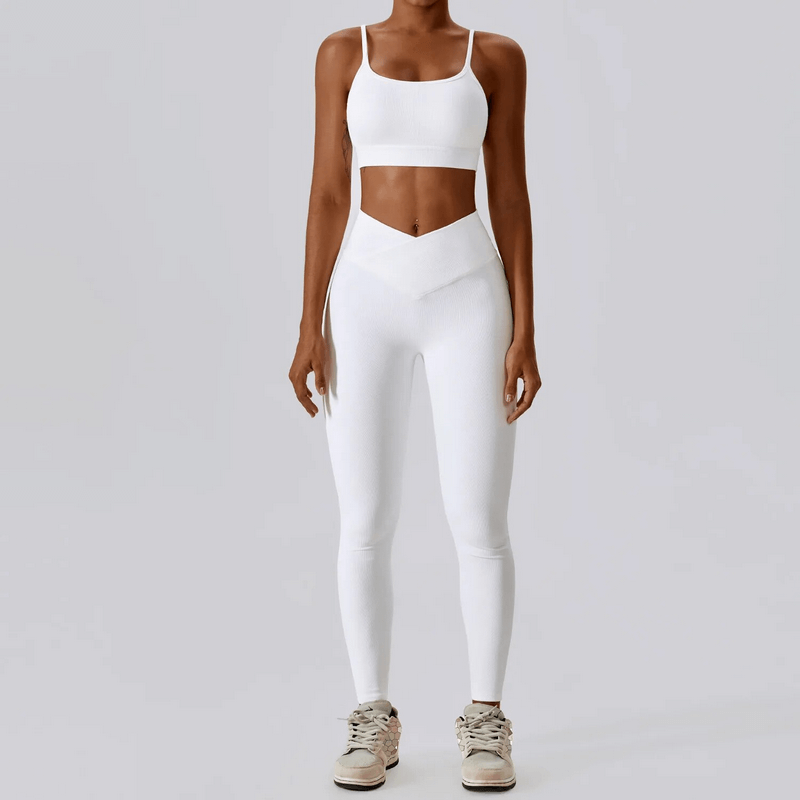Fashion Female 2pcs Seamless Sports Set SF1717 in white, featuring high-tech fabric for comfort and performance, perfect for fitness.