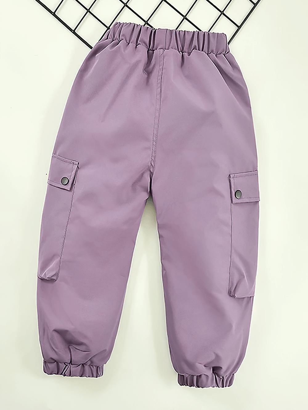Stylish Girls Fleece-Lined Cargo Pants with Pockets - SF3708 in purple, featuring an elastic waistband and cargo pockets for winter adventure.