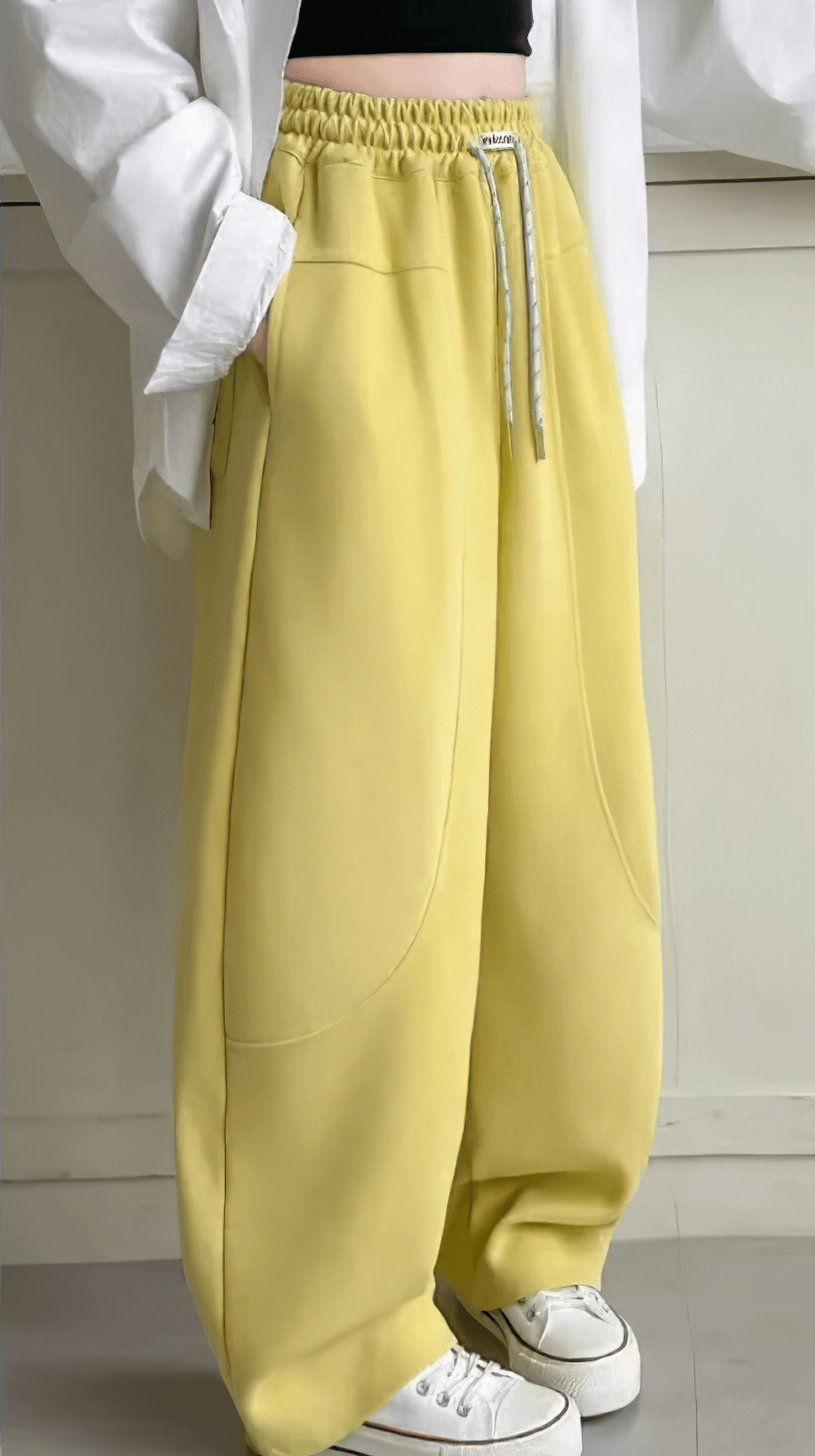 Girls Loose Fit Sporty Pants with Drawstring Waist - SF3709 in yellow, windproof design, perfect for active kids’ comfort and style.