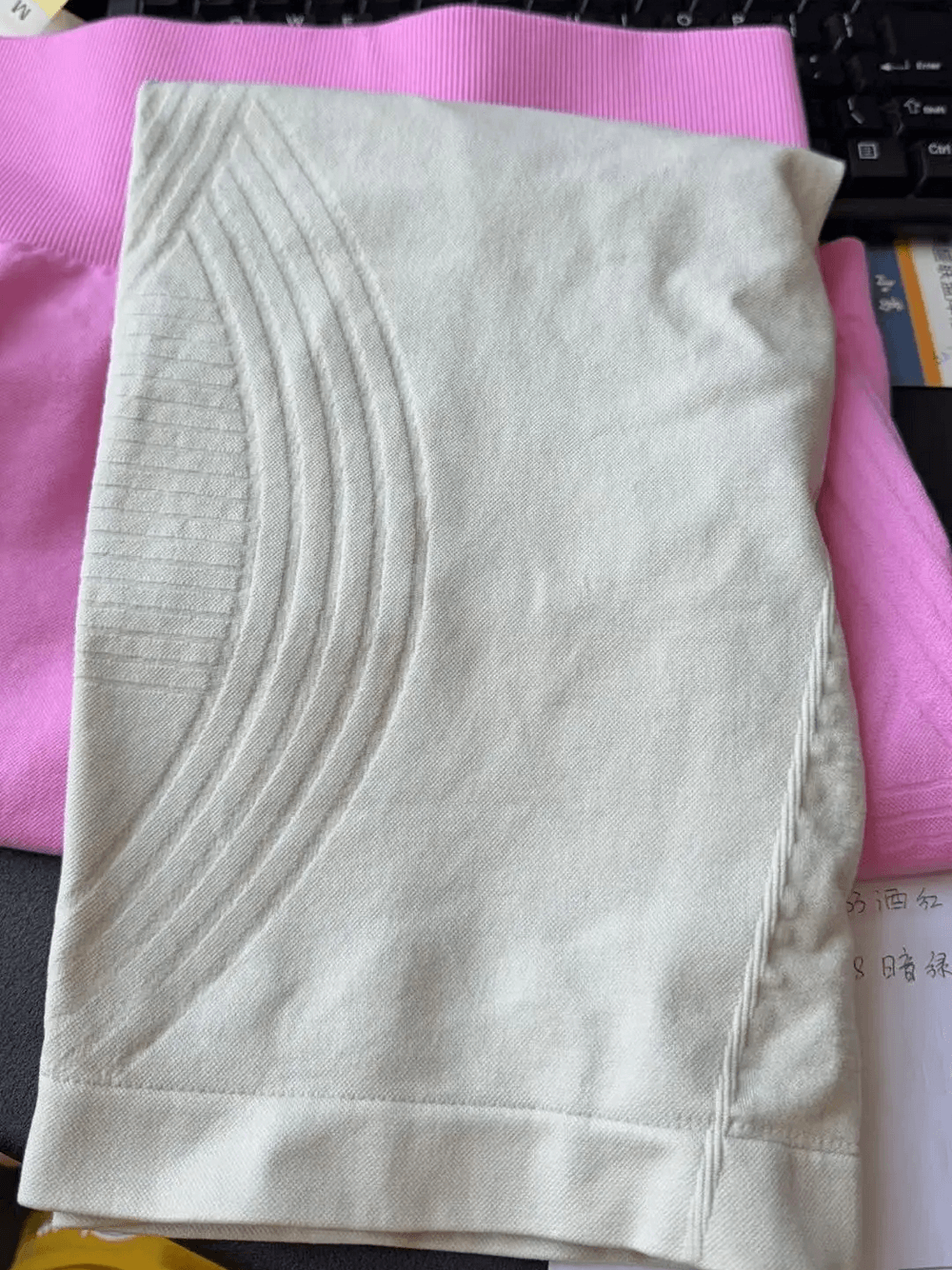 High-Waisted Seamless Hip Lifting Fitness Shorts - SF4175