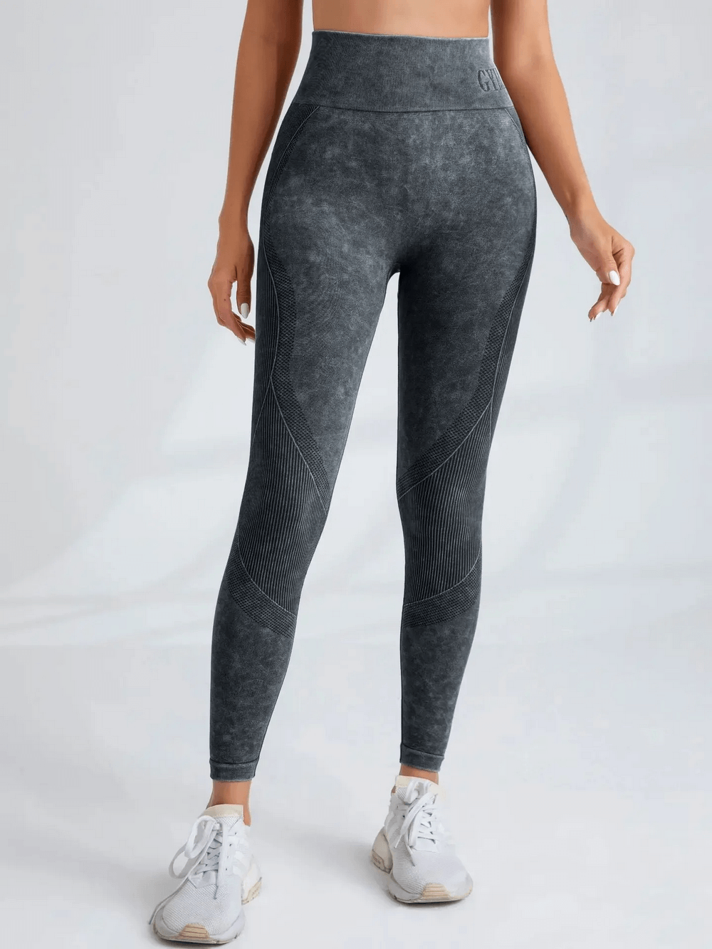 Hip Lift Yoga Pants with Letter Waistband - SF4066 in grey, seamless high waist leggings for women's outdoor gym and athleisure.