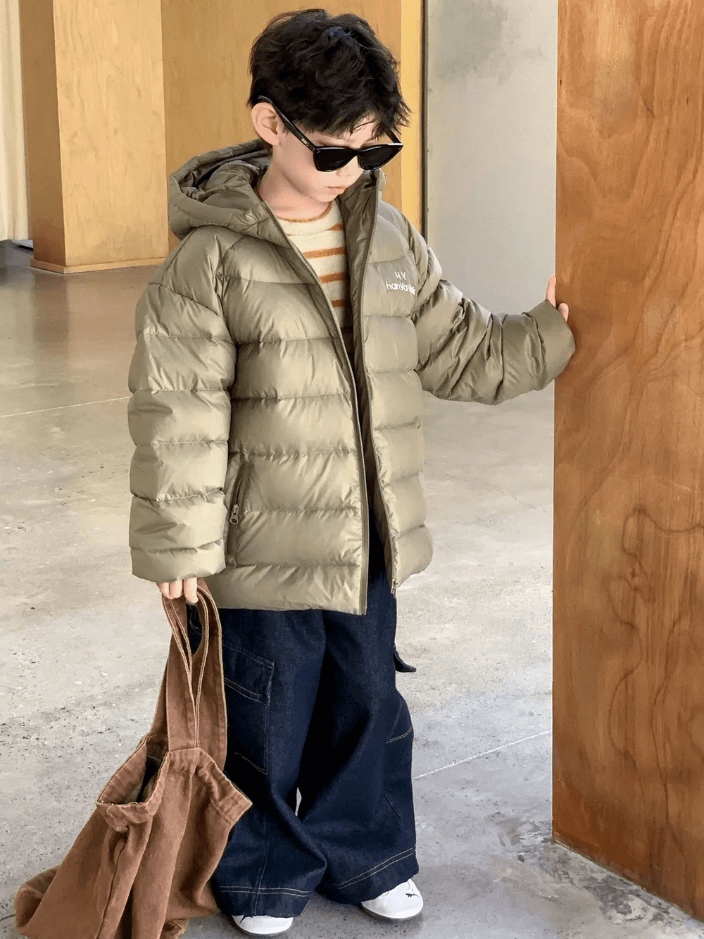 Boy wearing Hooded Puffer Jacket with Zipper and Insulation - SF3640, perfect for winter warmth and style.