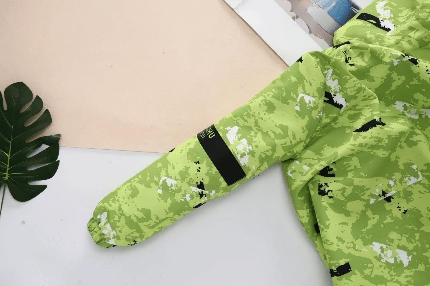 Hooded Windbreaker Jacket with Camo Print - SF3847 in bright green camo, showcasing sleeve and details for active kids' outdoor wear.