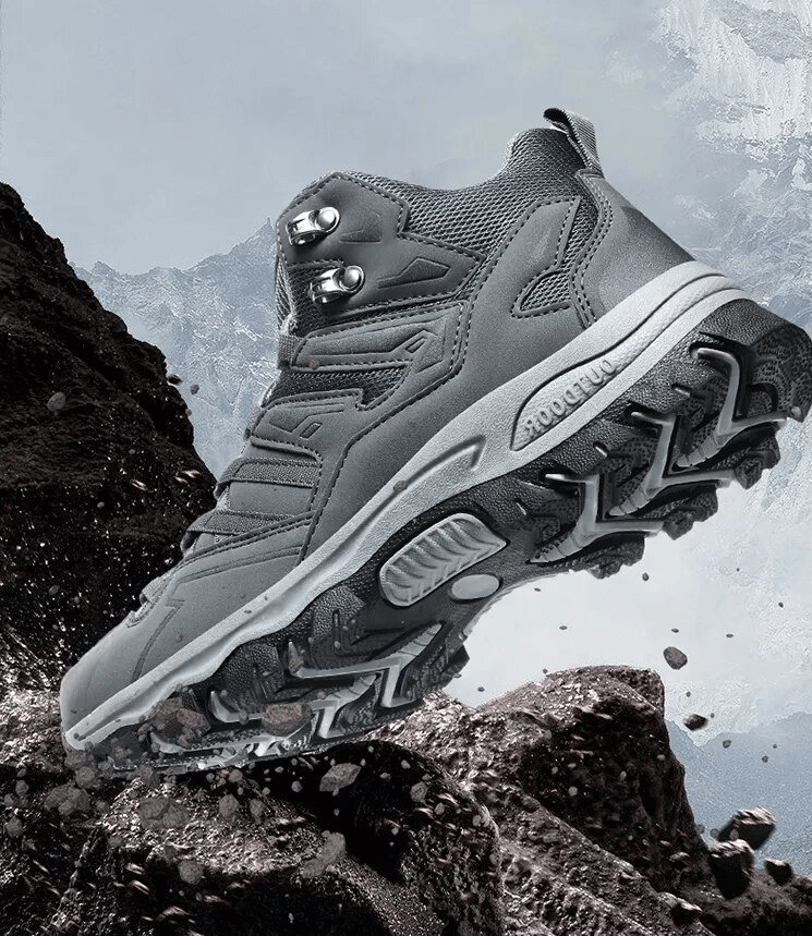 Unisex insulated hiking boots SF1634 with grip rubber outsole on rugged terrain background