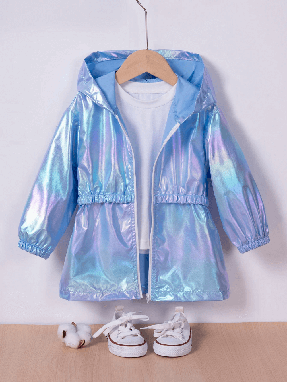 Stylish Iridescent Hooded Breathable Zipper Jacket - SF3590 in vibrant blue, featuring a chic design perfect for trendy outdoor looks.