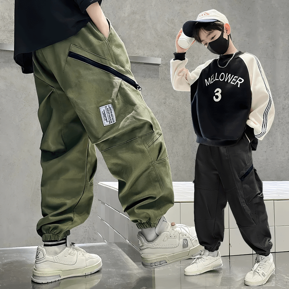 Kids Loose Cargo Jogger Pants with Zipper Pockets - SF3719 in green and black, perfect for boys' streetwear and active play.