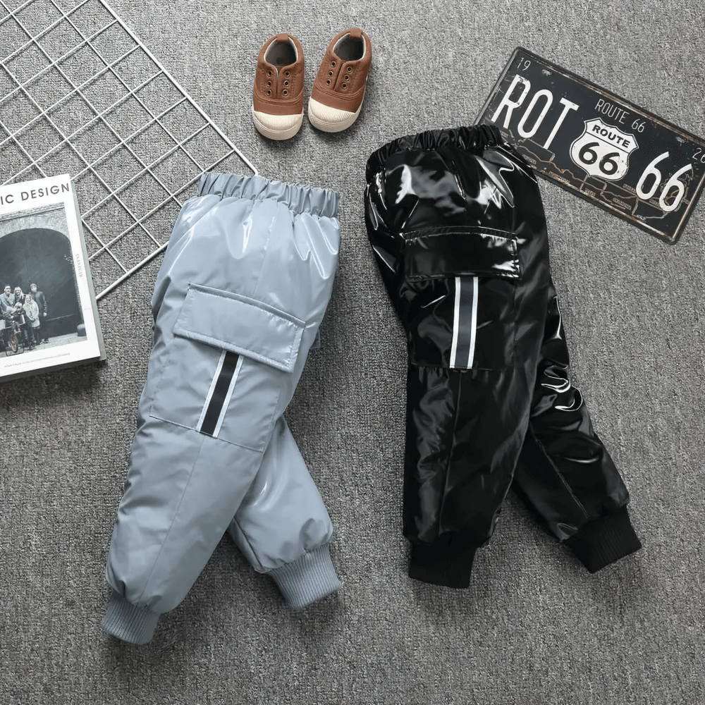 Kids Waterproof Cargo Pants with Down Insulation - SF3779 shown in grey and black for winter sports use.