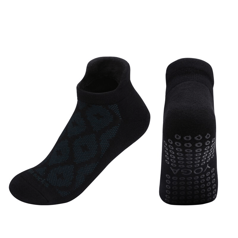 Black breathable anti-slip cotton Pilates socks with stylish design, showcasing comfort and performance for casual sport activities.