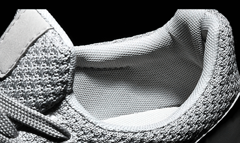 Close-up of Lightweight Mesh Tenis Shoe, highlighting breathable air mesh upper for men's outdoor training. Model SF1345 shown.