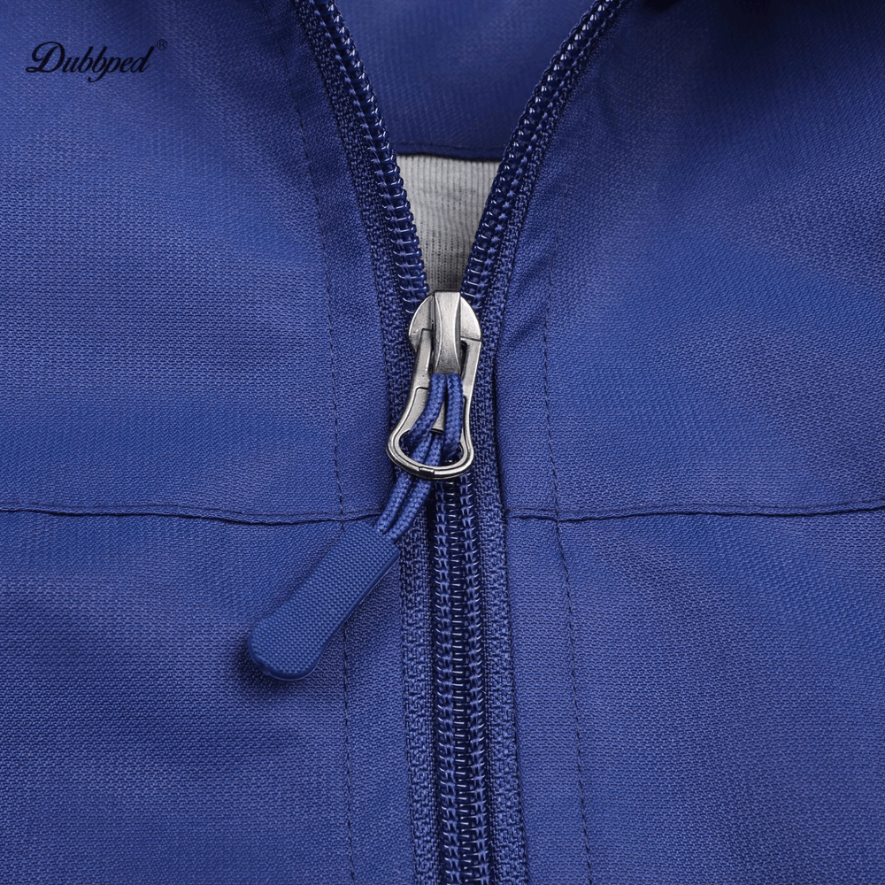 Close-up of Lightweight Zip-Up Jacket with Hood and Pockets - SF3687 showcasing zipper detail.