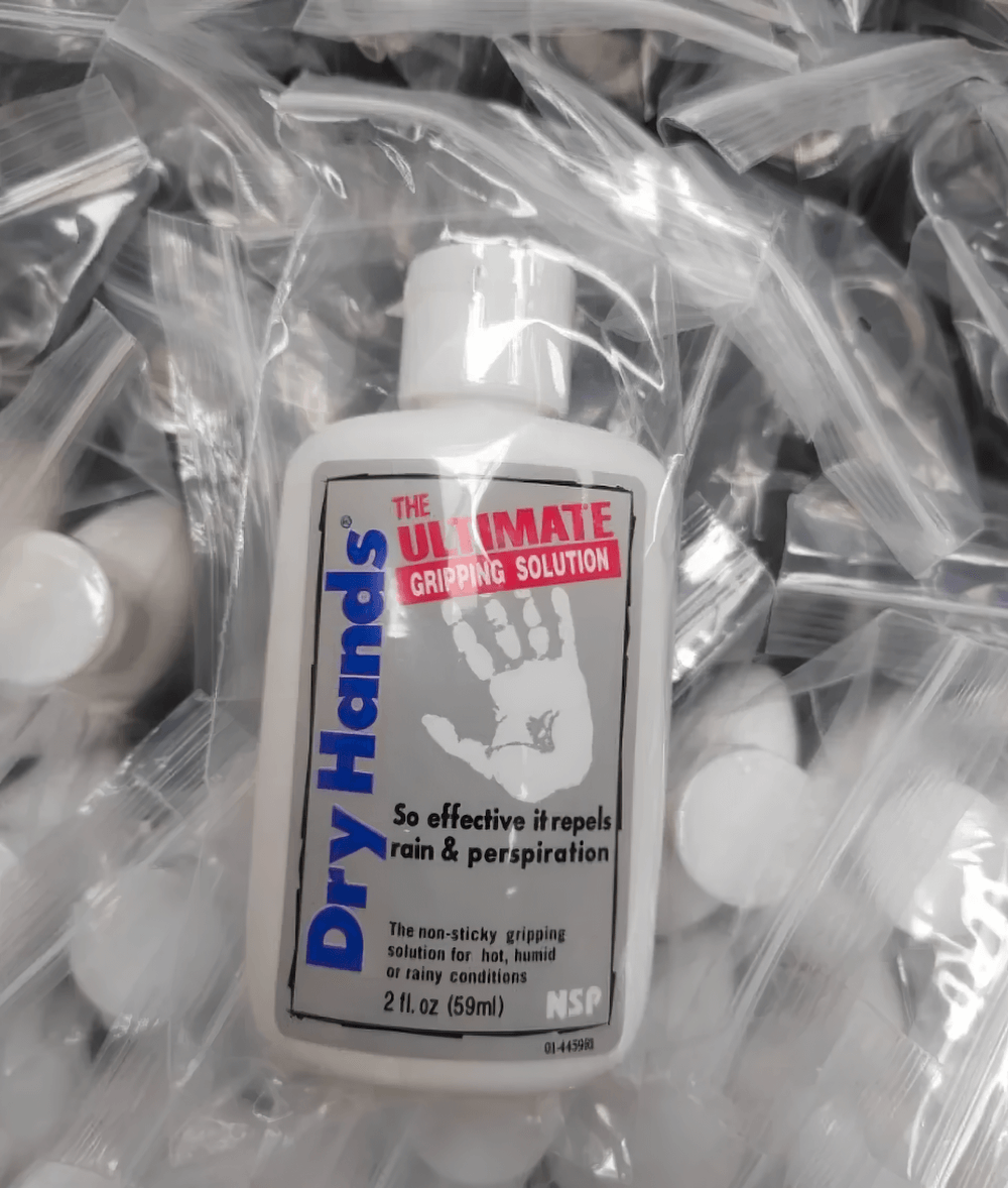 Liquid Magnesium Chalk Powder for Training - SF3559 in a 59ml bottle for optimal grip and dryness, preventing slip in workouts and sports.