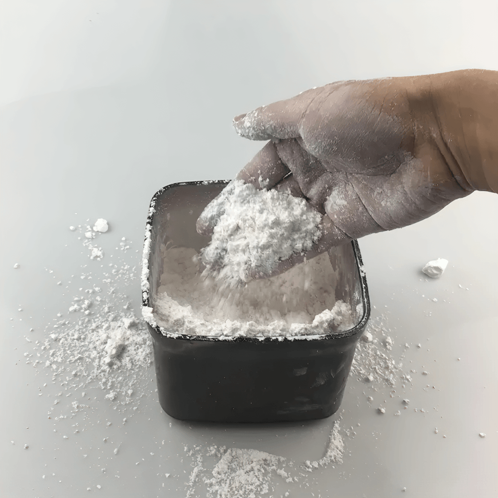 Hand using Magnesium Carbonate Gym Chalk Blocks for Training - SF3456 to improve grip in weightlifting and climbing.