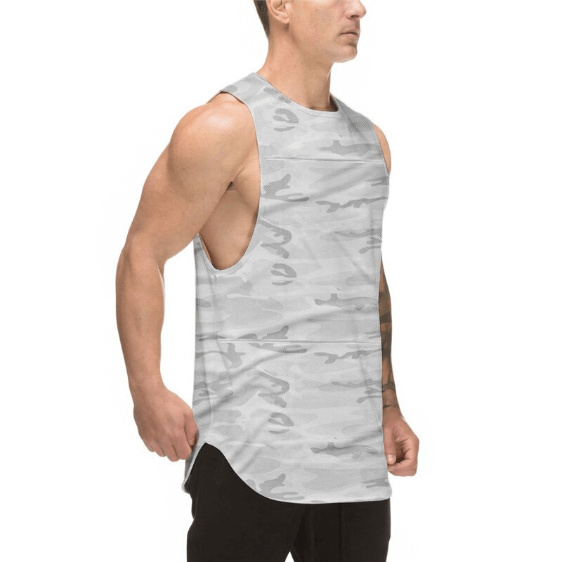 Men's camo workout tank top, o-neck, sleeveless, perfect for bodybuilding, patchwork design, comfortable cotton blend.