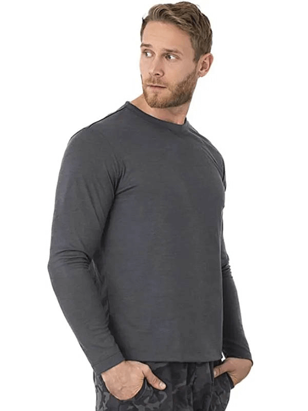 Men's merino wool thermal top with long sleeves, in dark grey, offering warm style and comfort, perfect for fall and winter.
