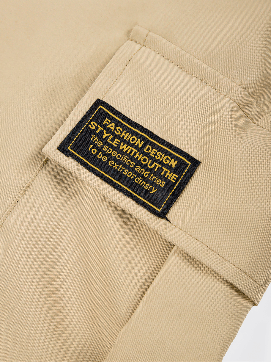 Close-up of the label on Multi-Pocket Outdoor Utility Shorts for Hiking - SF4551 showcasing its fashion design.