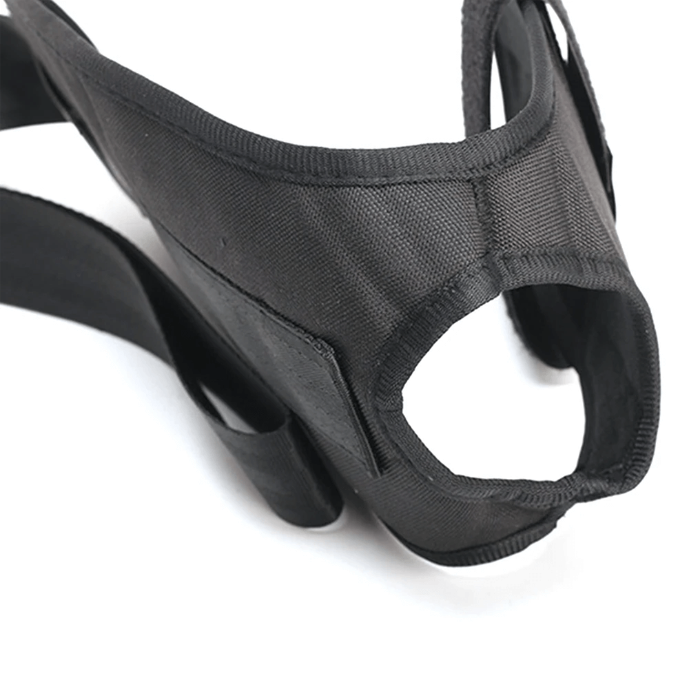 Close-up of a non-elastic leg and hamstring stretching strap, perfect for Pilates training, aiding flexibility and muscle recovery.