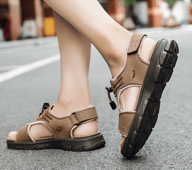 Open Toes Lightweight Men's Trekking Sandals With Soft Sole - SF1464