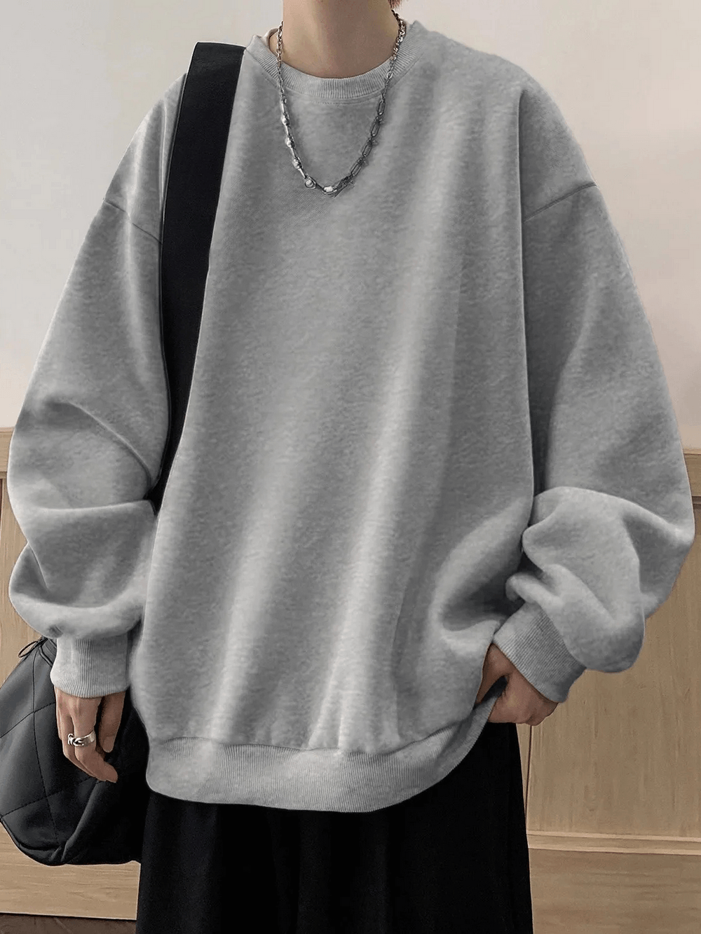 Oversized Crewneck Sweatshirt with Drop Shoulders - SF4646 in gray, showing relaxed streetwear fit and drop shoulders.