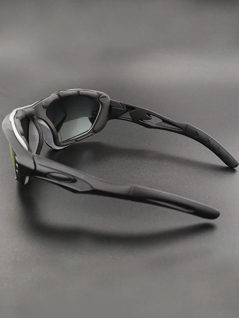 Back view of Polarized Sports Sunglasses SF2220 featuring durable and lightweight frame design for active outdoor wear.