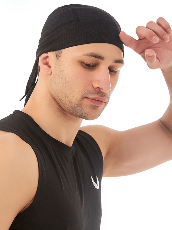 Man wearing a Quick Dry Cycling Cap with UV protection, perfect for cycling and outdoor sports.