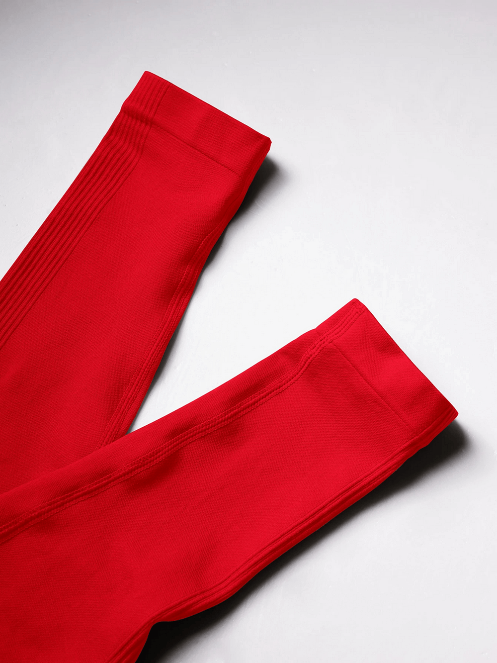 Vibrant red Seamless High Waist Gym Leggings with Scrunch - SF4005 showcasing seamless knit and high-rise waistband.