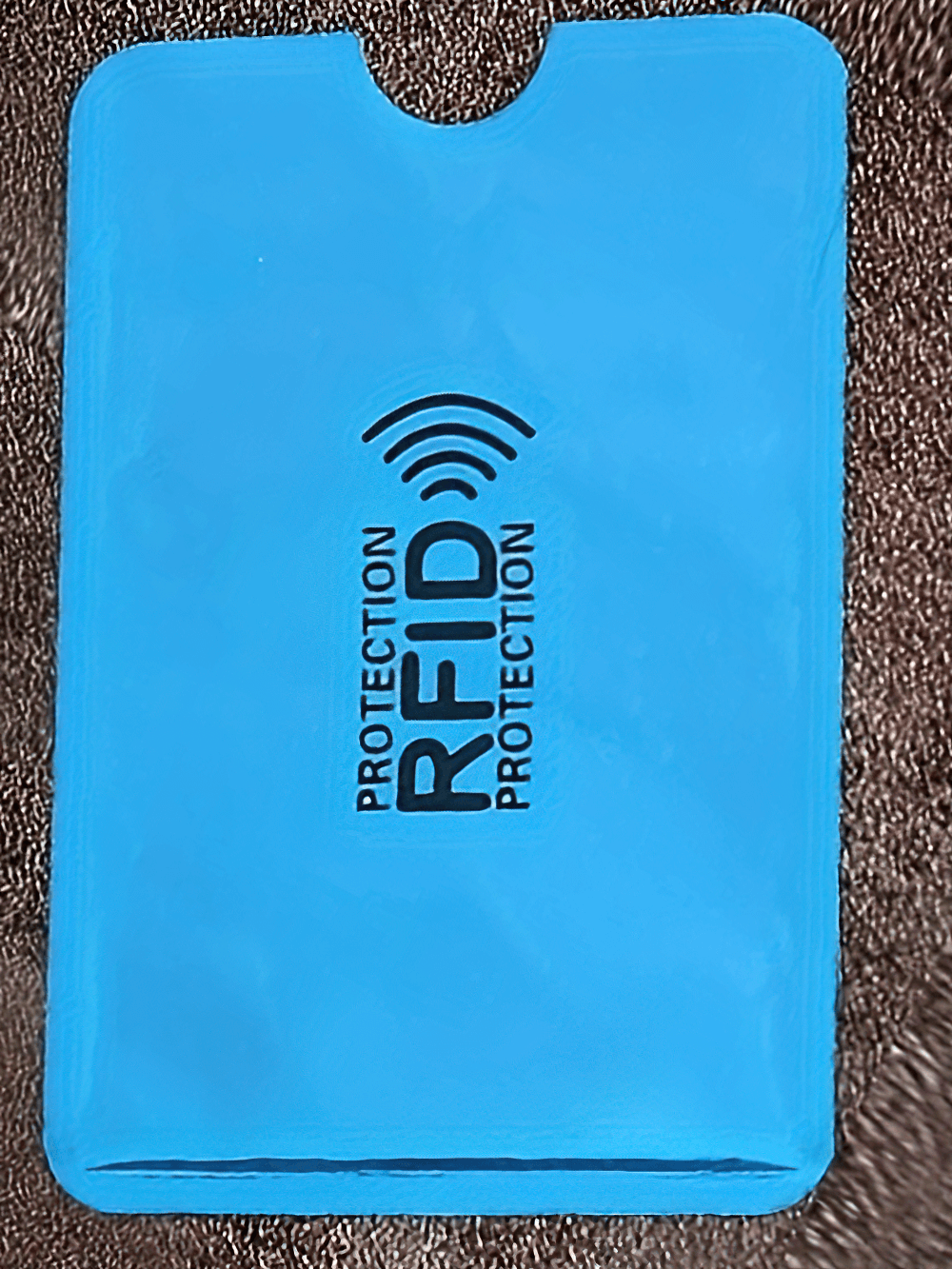 Secure ultrathin RFID blocking card sleeve in blue, perfect for credit card protection and anti-theft safety.