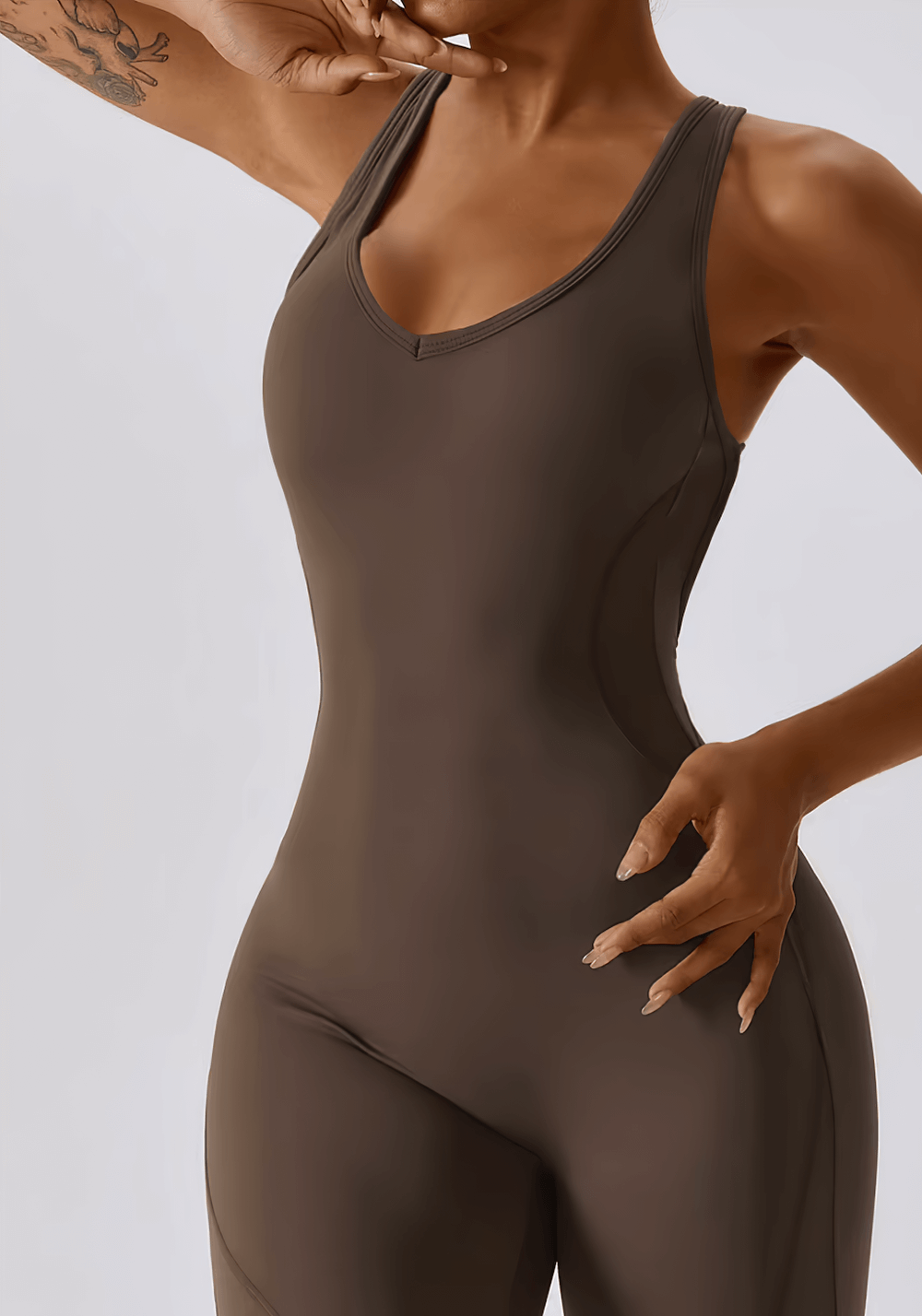 Women's sleeveless backless yoga jumpsuit SF2369 in brown, perfect for fitness and dance. Anti-pilling and quick-dry fabric.