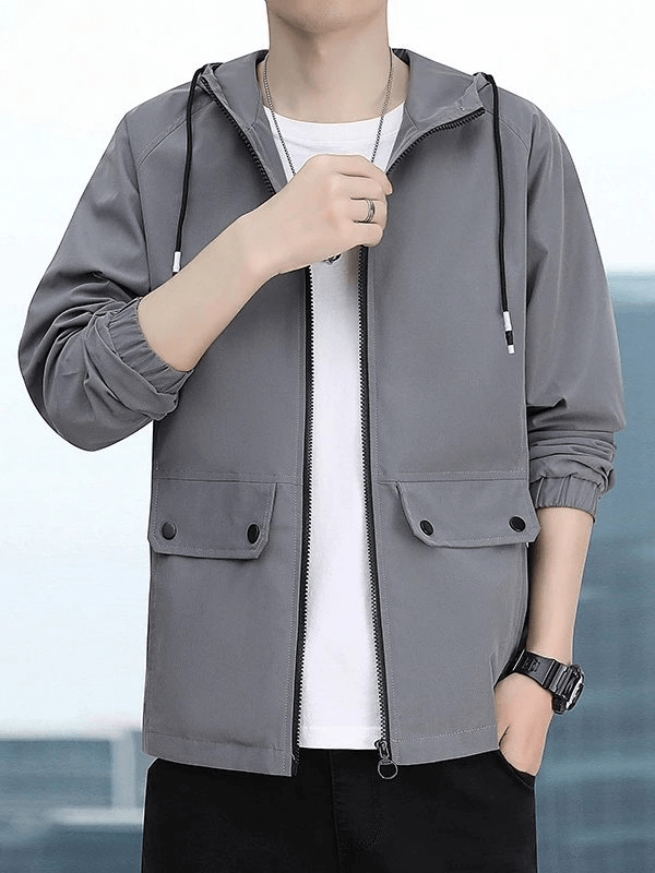 Slim men's sporty jacket with big pockets, zipper closure, rib cuffs, and a comfortable fit. Perfect for modern, everyday wear.