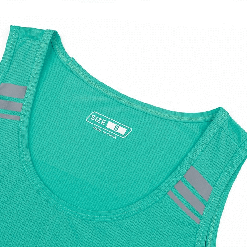 Solid turquoise loose tank top for women, ideal for yoga, running, and fitness; breathable, quick-drying fabric.